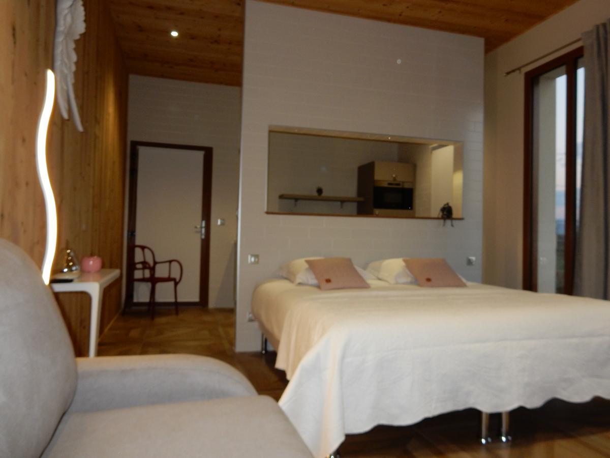 What Else Aparthotel